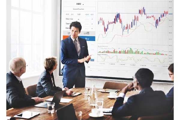 黄金年底目标变月计划，5100美元弹指可破！